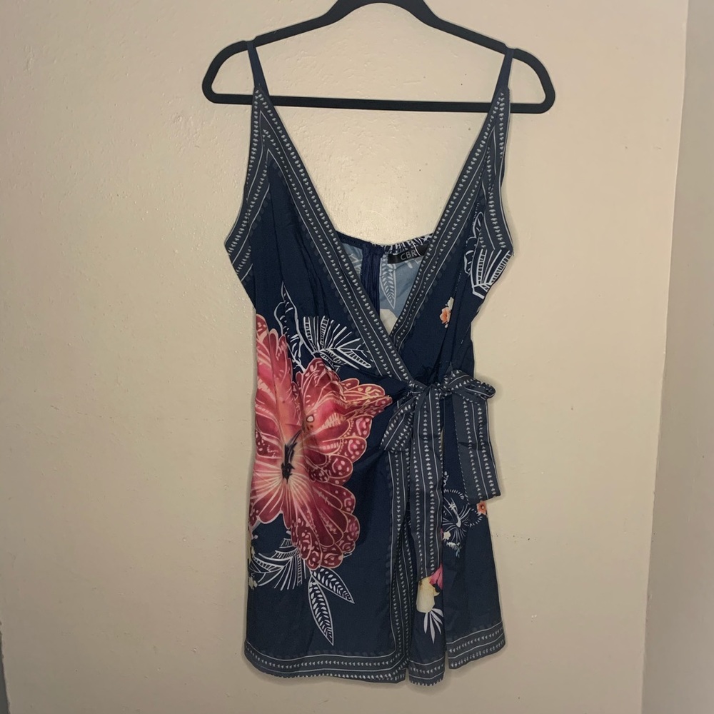 ⭐️SOLD⭐️Romper